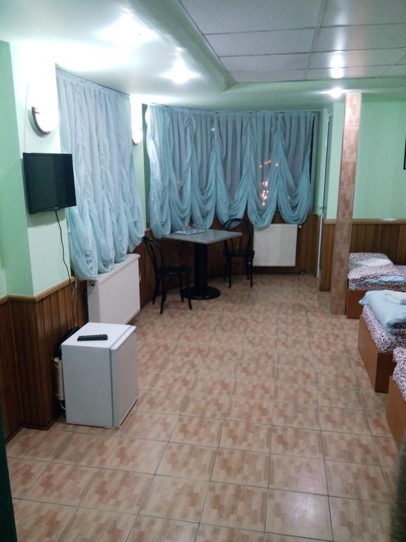 Hostel Oana