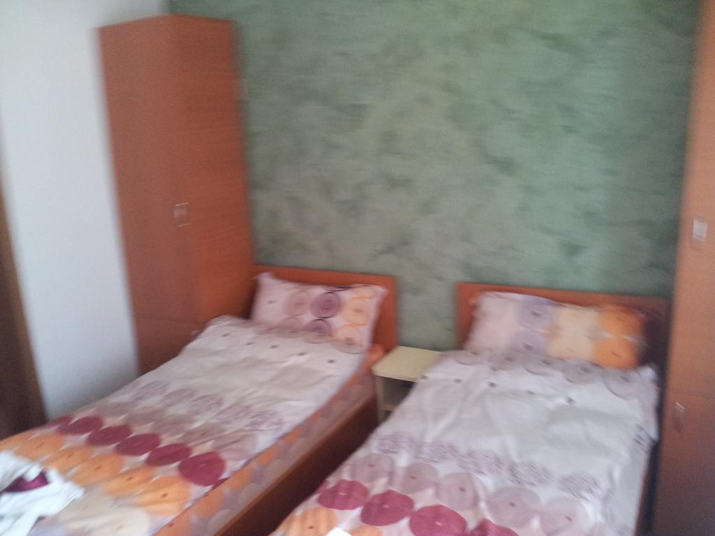 Hostel Oana *