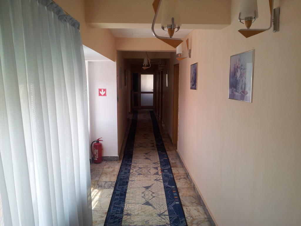 Hostel Oana *